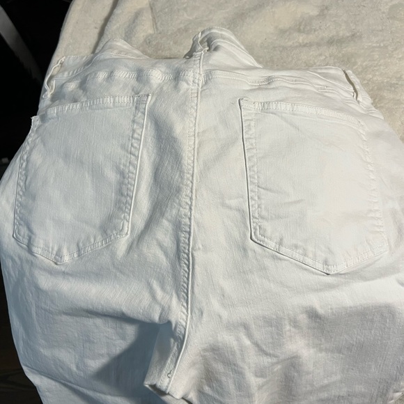 LOFT Plus White Skinny Jeans - Picture 2 of 8